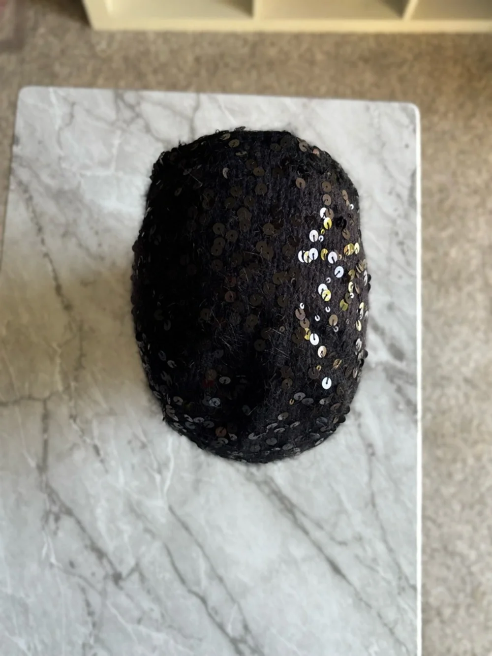 NWOT LE PETIT AGNEAU Black Sequin Hat with Chin Strap- Cashmere & angora. S/M